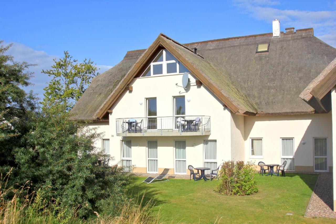 F-1010 Strandhaus Moenchgut Bed&Breakfast Dz 37 Strandnah, Inkl Fruehstueck 洛布 外观 照片